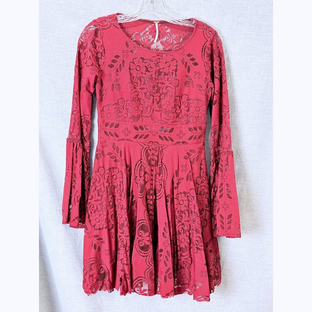 Free People Womens Floral Lace Bell Sleeve Open Back Mini Dress Red Size 2 - Picture 1 of 16